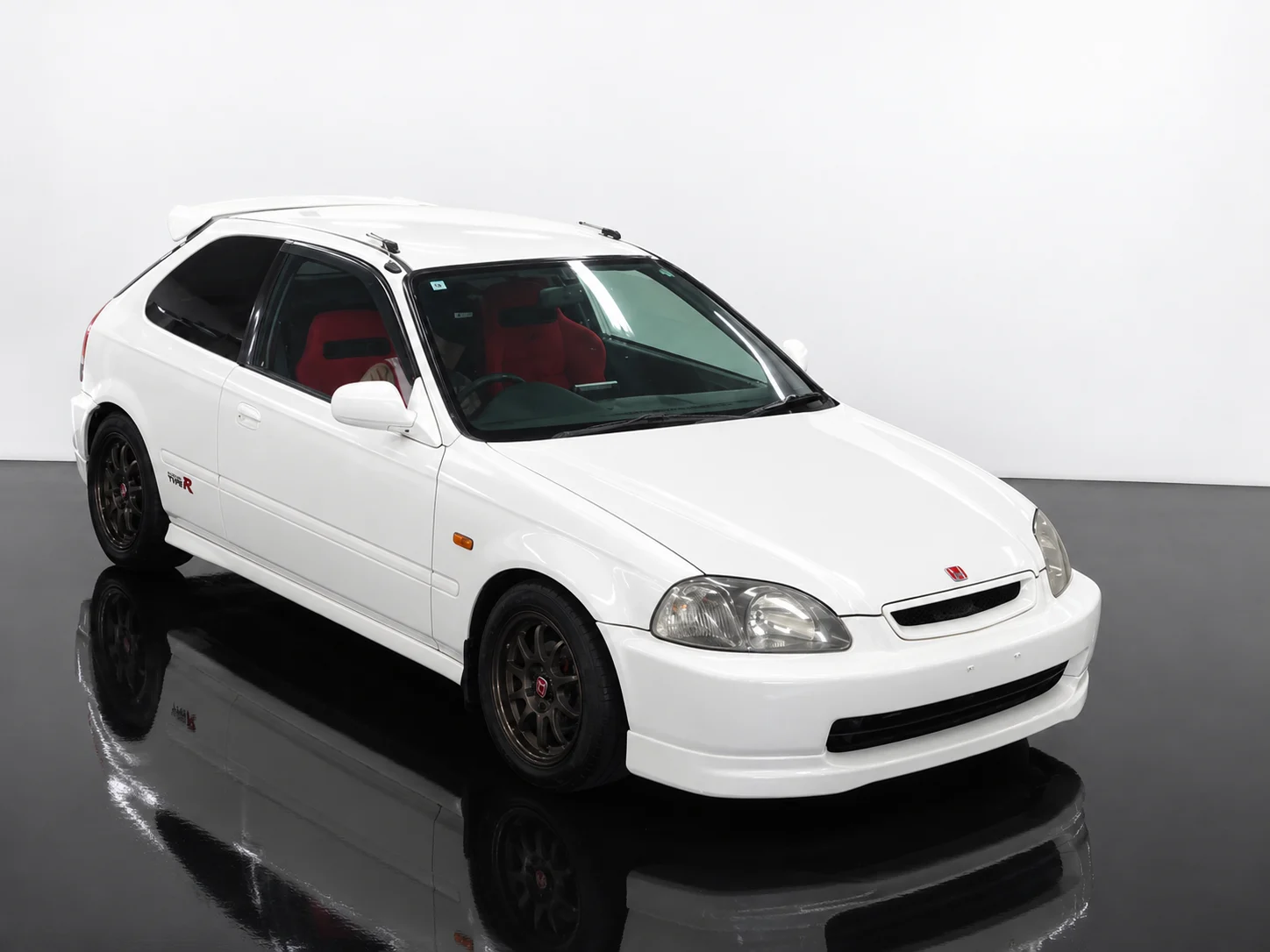 1997 Honda Civic Type R EK9 1997, auction grade 4
