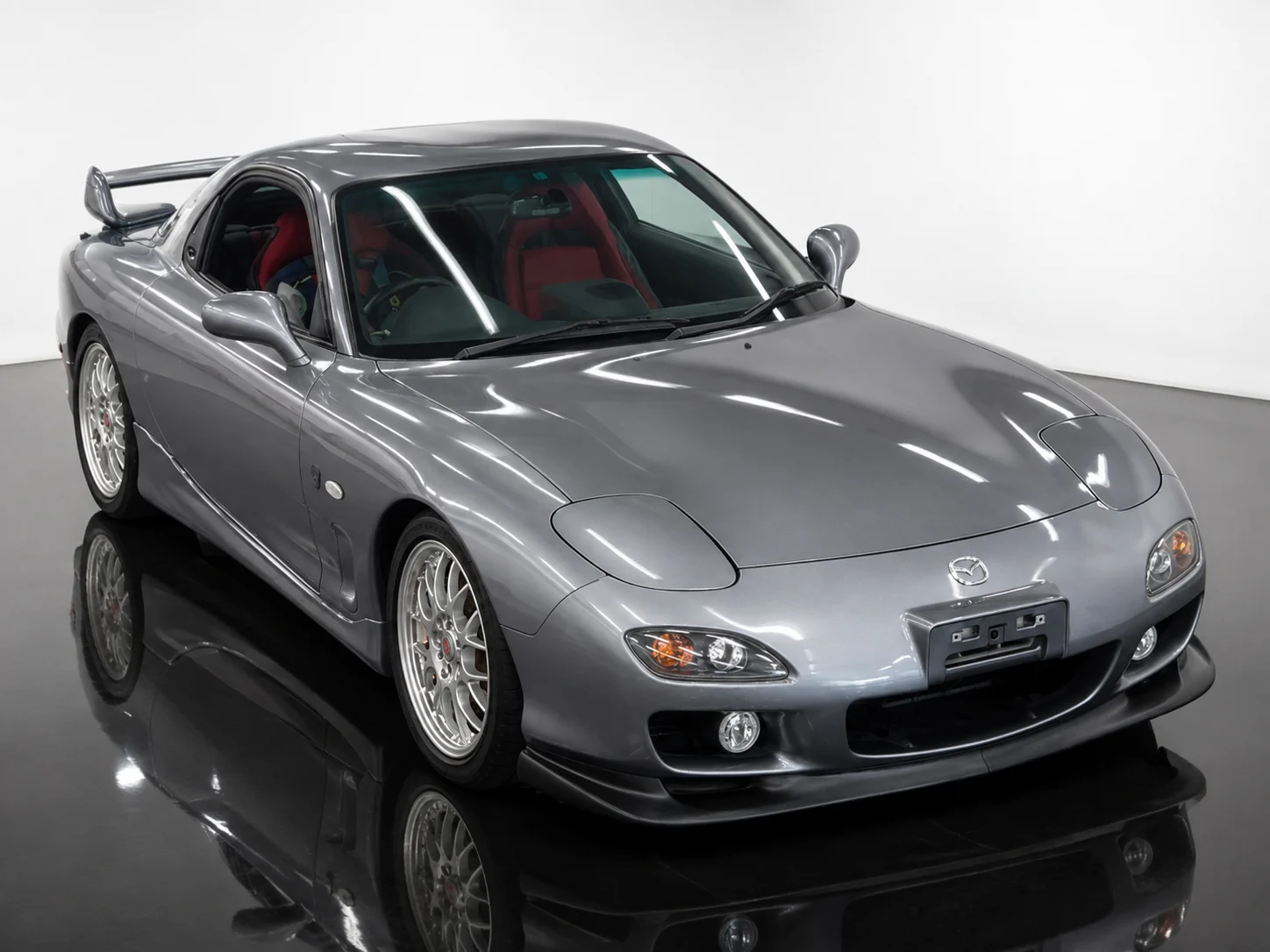 Mazda RX-7 Spirit R 2002, auction grade 4