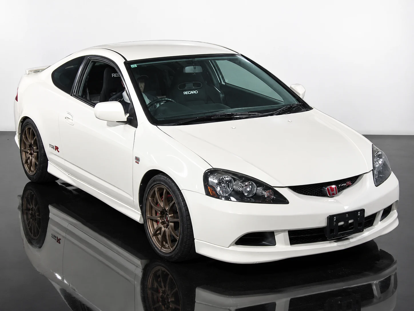 Honda Integra Type R 2005, auction grade 4.5