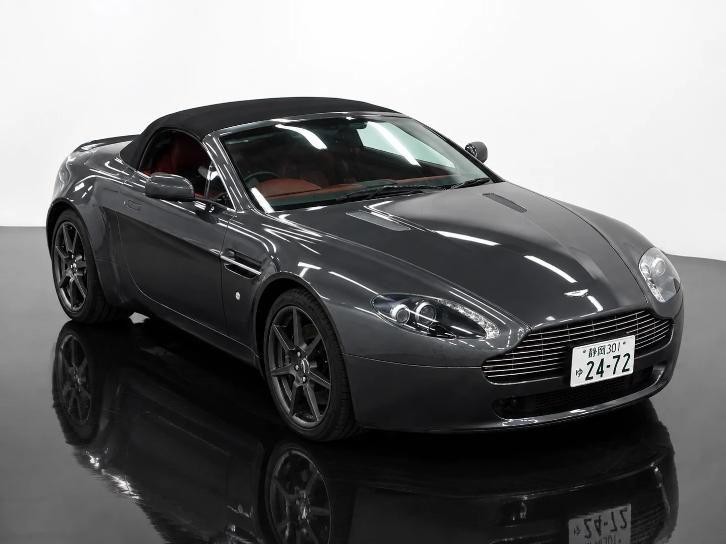 Aston Martin V8 Vantage 2009, auction grade 4.5