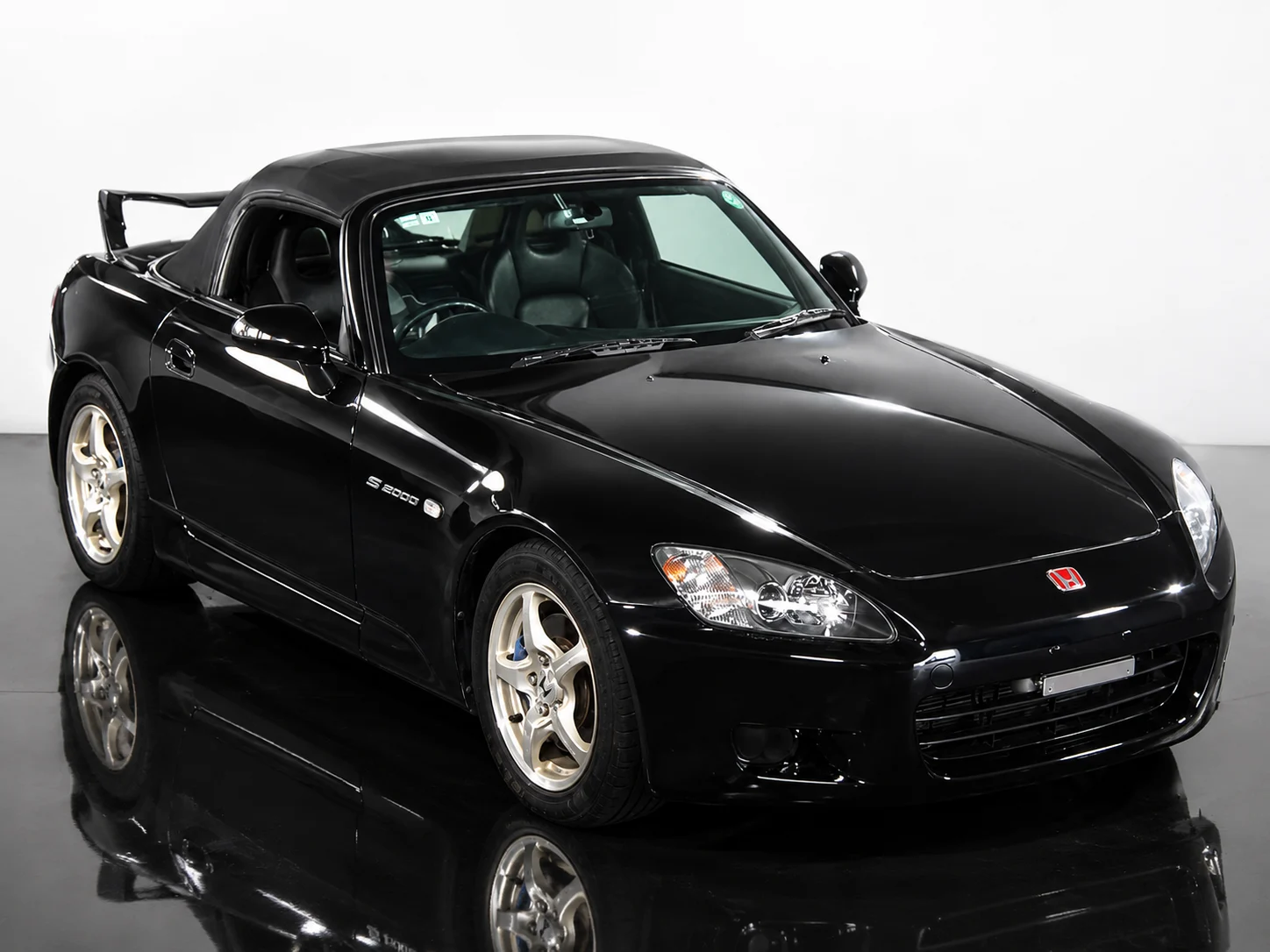 Honda S2000 2001, auction grade 4